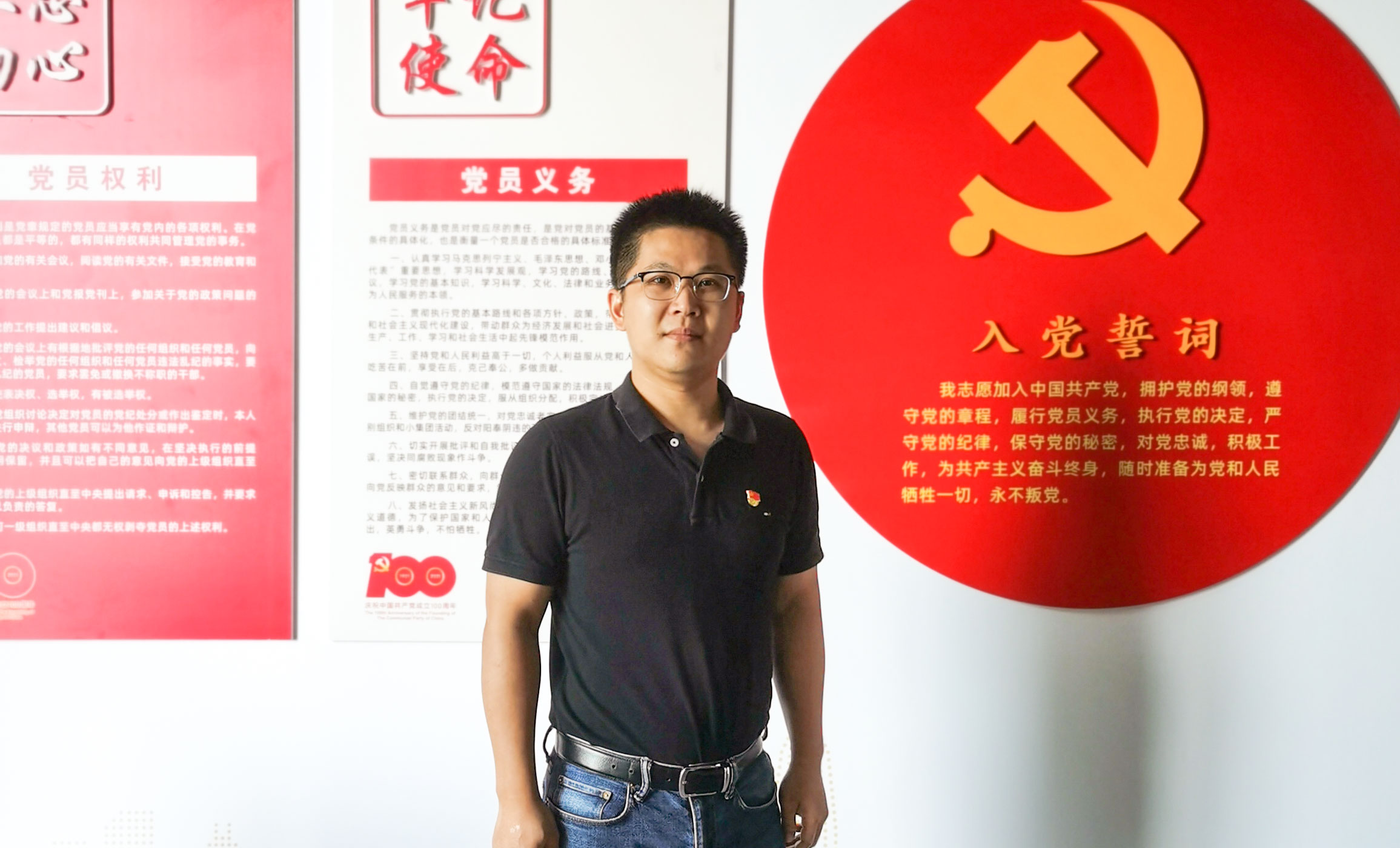 刘工.jpg 刘工.jpg