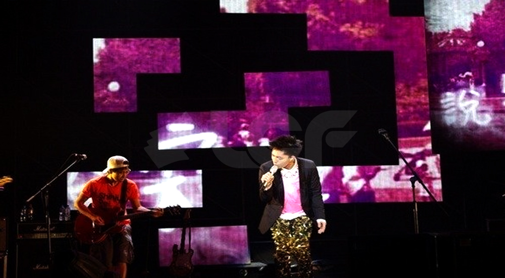 神游.jpg 神游.jpg