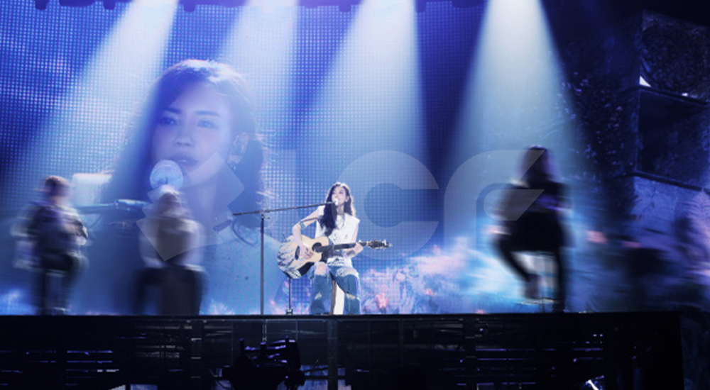 于文文演唱会LED显示屏